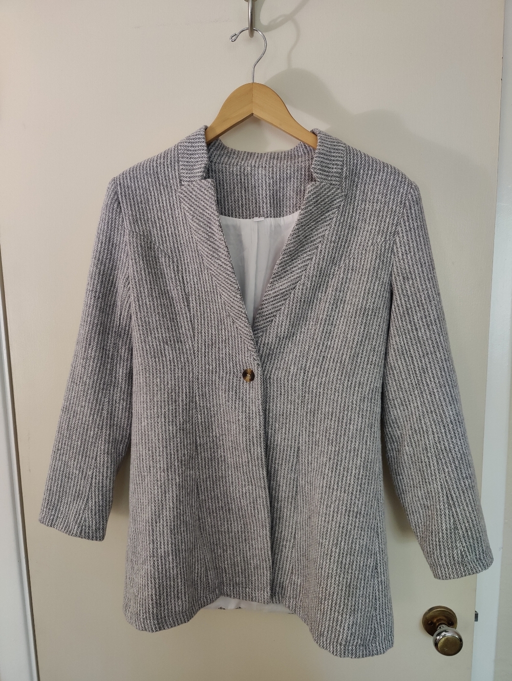 Grey Ribbed Single-Button Long Blazer Coat - Picture 2 of 12